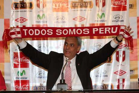 Manuel Burga fue presidente de la FPF entre 2002 y 2014.