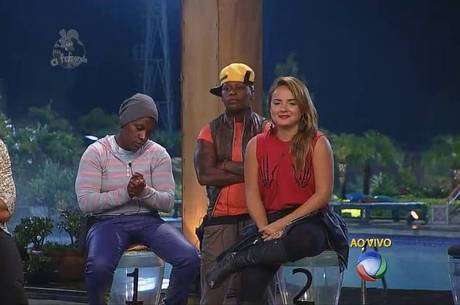 Pepê e Neném e Brunninha disputam Roça da semana Pepê e Neném e Brunninha disputam Roça da semana