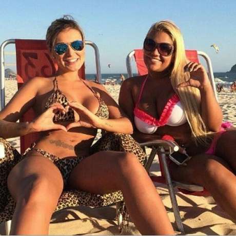 Mulher Filé publicou uma foto ao lado da amiga <p>Mulher Filé publicou uma foto ao lado da amiga</p>