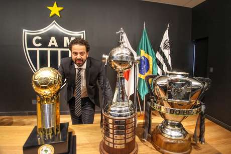 Daniel foi confirmado como novo presidente do Atlético-MG <p>Daniel foi confirmado como novo presidente do Atlético-MG</p>