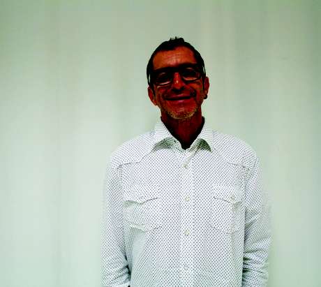O pneumologista Luiz Sebastião Rosa resolveu largar a medicina no início dos anos 1990, e fundou uma empresa que faturou R$ 195 milhões em 2013 O pneumologista Luiz Sebastião Rosa resolveu largar a medicina no início dos anos 1990, e fundou uma empresa que faturou R$ 195 milhões em 2013
