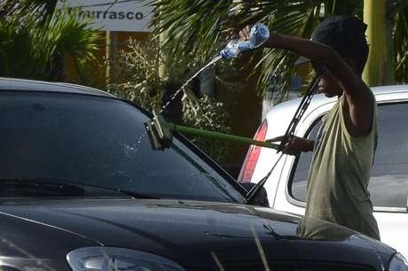 Valter Campanato / Agência Brasil <p>Em 2010 o Rio tinha 140 mil crianças em condição de trabalho infantil</p>