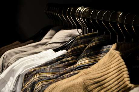 A loja é quem decide se troca roupas que não têm defeito A loja é quem decide se troca roupas que não têm defeito