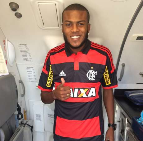 Atacante foi a revelação do Campeonato Brasileiro de 2013 <p>Atacante foi a revelação do Campeonato Brasileiro de 2013</p>