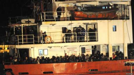 Primeiro navio abandonado nesta semana foi resgatado em segurança Primeiro navio abandonado nesta semana foi resgatado em segurança