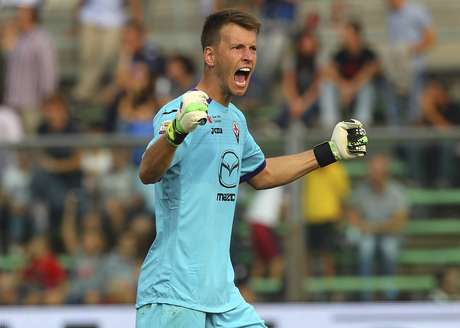 Com contrato até julho deste ano, Fiorentina-ITA precisa vender Neto para não sair de graça <p>Com contrato até julho deste ano, Fiorentina-ITA precisa vender Neto para não sair de graça </p>