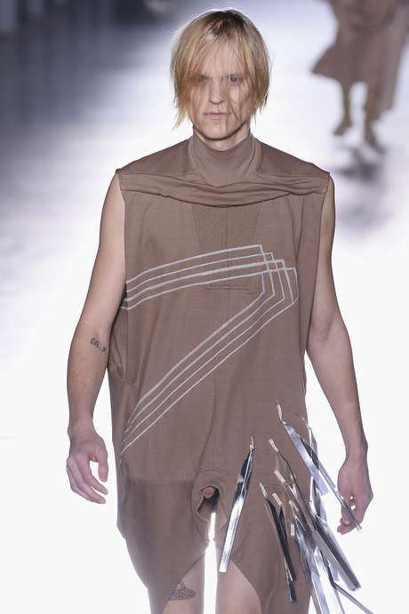 Desfile de Rick Owens na semana de moda masculina de Paris Desfile de Rick Owens na semana de moda masculina de Paris