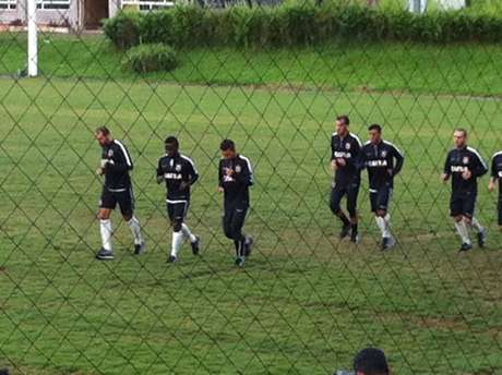 Mendoza se enturmou rapidamente com os colegas de Corinthians e espera sair jogando na quarta Foto: Leandro Miranda / Terra