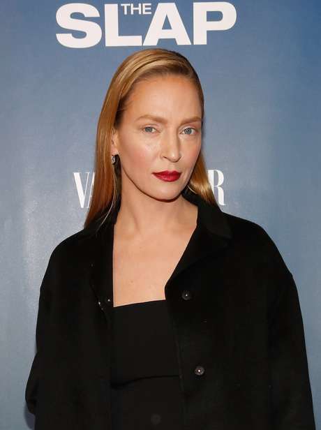 Atriz Uma Thurman chamou atenção com maquiagem poderosa em pré-estreia Atriz Uma Thurman chamou atenção com maquiagem poderosa em pré-estreia
