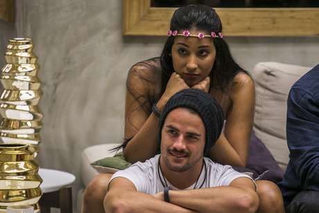 Talita e Rafael são um dos casais da casa do BBB15 <p>Talita e Rafael são um dos casais da casa do BBB15</p>