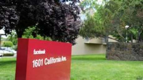 Facebook acabou de comprar uma grande área na Califórnia <p>Facebook acabou de comprar uma grande área na Califórnia</p>