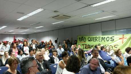 Manifestantes acupam escritório do CTNBio, em Brasília <p>Manifestantes acupam escritório do CTNBio, em Brasília</p>