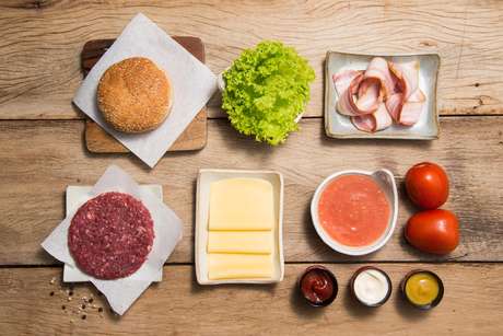 Agora, ele planeja transformar o Bike Burger em uma rede de franquias Agora, ele planeja transformar o Bike Burger em uma rede de franquias