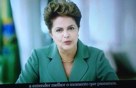 Dilma fez um pronunciamento oficial na TV, neste domingo Dilma fez um pronunciamento oficial na TV, neste domingo