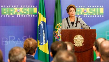 Presidente Dilma Rousseff durante cerimônia de Sanção do Código de Processo Civil, em 16 de março Presidente Dilma Rousseff durante cerimônia de Sanção do Código de Processo Civil, em 16 de março