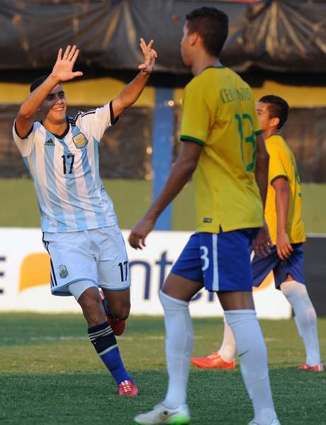Berterame decidiu a partida para a seleção da Argentina Berterame decidiu a partida para a seleção da Argentina