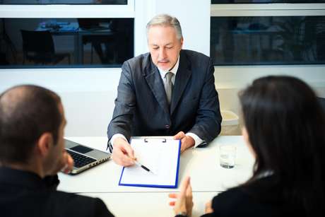 Despesas com seguro, manutenção e outros encargos devem ser incluídas no contrato Despesas com seguro, manutenção e outros encargos devem ser incluídas no contrato