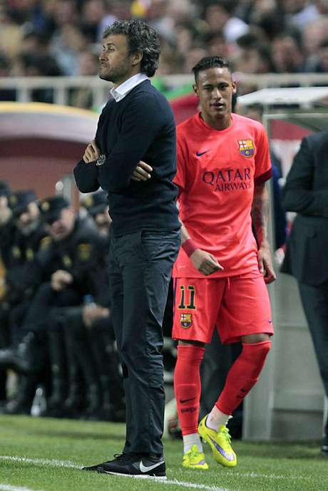 Neymar mostrou insatisfação em mais de uma ocasião nesta temporada Neymar mostrou insatisfação em mais de uma ocasião nesta temporada