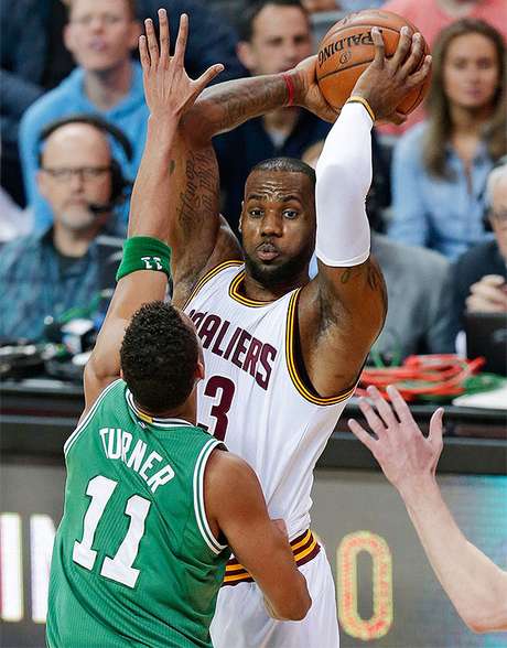Golden State no tuvo piedad sobre Clevelend