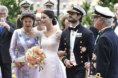 O casamento aconteceu no Palácio Real de Estocolmo com toda pompa de um evento real O casamento aconteceu no Palácio Real de Estocolmo com toda pompa de um evento real