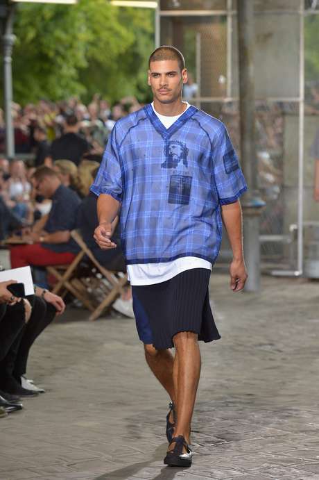 Desfile masculino da Givenchy, em Paris Desfile masculino da Givenchy, em Paris