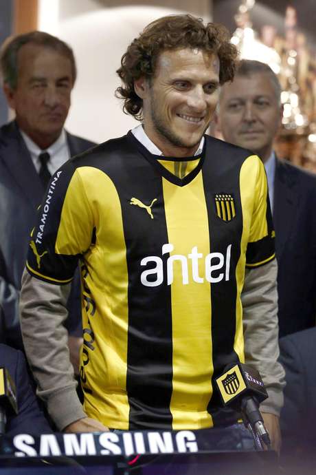 Fórlan defenderá o Peñarol na próxima Libertadores Fórlan defenderá o Peñarol na próxima Libertadores