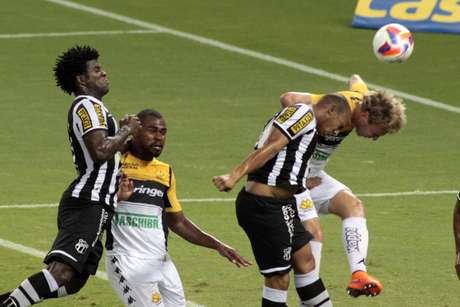 Resultado de imagem para Criciúma x Ceará 2016