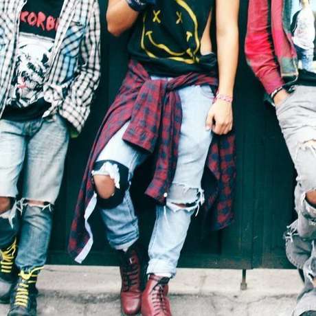Popularizado pelo grupo de rock Nirvana, o grunge se tornou símbolo de rebeldia para os jovens dos anos 90