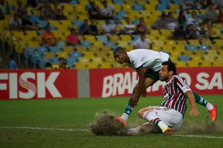 Só Fred salva! Atacante abre o placar e dá assistência em vitória do Fluminense Só Fred salva! Atacante abre o placar e dá assistência em vitória do Fluminense