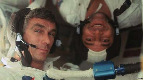 O comandante da Apollo 17 Ronald Evans e o astronauta Gene Cernan a caminho da Lua (Foto: Nasa/Project Apollo Archive) O comandante da Apollo 17 Ronald Evans e o astronauta Gene Cernan a caminho da Lua (Foto: Nasa/Project Apollo Archive)