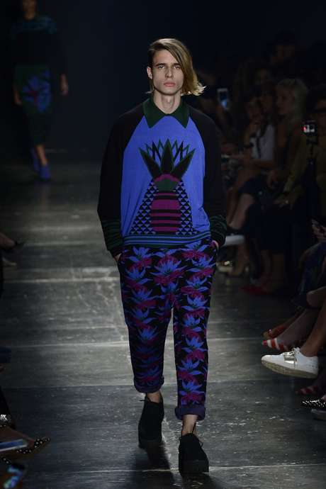 Gig traz anos 90 na passarela do SPFW Inverno 2016 Gig traz anos 90 na passarela do SPFW Inverno 2016