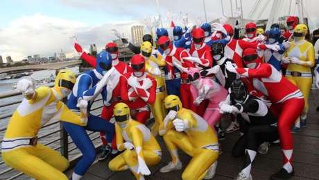 Atualmente, algumas séries específicas, como a dos Power Rangers, deram fôlego às vendas Atualmente, algumas séries específicas, como a dos Power Rangers, deram fôlego às vendas
