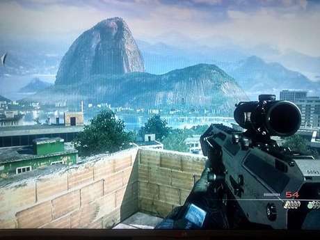 A disposição do Rio de Janeiro não faz jus à realidade, mas de maneira geral, a ambientação visual da comunidade aparece bem representada em Call of Duty: Modern Warfare 2 A disposição do Rio de Janeiro não faz jus à realidade, mas de maneira geral, a ambientação visual da comunidade aparece bem representada em Call of Duty: Modern Warfare 2