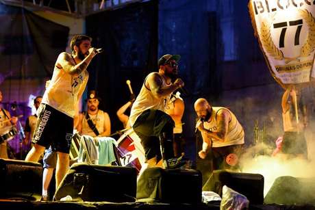 Transformando o punk rock nacional em marchinhas, o Bloco 77 mostra que o Carnaval tem espaço para todos os gêneros musicais Transformando o punk rock nacional em marchinhas, o Bloco 77 mostra que o Carnaval tem espaço para todos os gêneros musicais