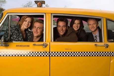 O tempo pouco importa. A verdade é que algumas aberturas de séries serão para sempre indissociáveis das músicas que as anunciam O tempo pouco importa. A verdade é que algumas aberturas de séries serão para sempre indissociáveis das músicas que as anunciam