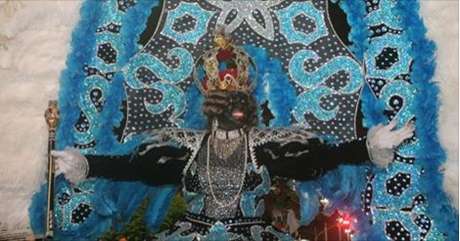Durante o feriado, o Carnaval se concentrará em seis pontos principais da cidade: Praia de Iracema, Bar da Mocinha, Praça do Ferreira, Mercado dos Pinhões, Avenida Domingos Olímpio e Mercado da Aerolândia Durante o feriado, o Carnaval se concentrará em seis pontos principais da cidade: Praia de Iracema, Bar da Mocinha, Praça do Ferreira, Mercado dos Pinhões, Avenida Domingos Olímpio e Mercado da Aerolândia
