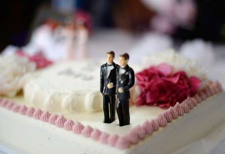 Bolo de casamento gay
