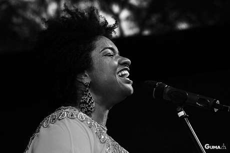 Em 2015, a bela completou 15 anos de carreira e lançou seu terceiro álbum solo, Afrofuturista, onde combina ritmos brasileiros, como samba, forró, maracatu, carimbó e afoxé Em 2015, a bela completou 15 anos de carreira e lançou seu terceiro álbum solo, Afrofuturista, onde combina ritmos brasileiros, como samba, forró, maracatu, carimbó e afoxé