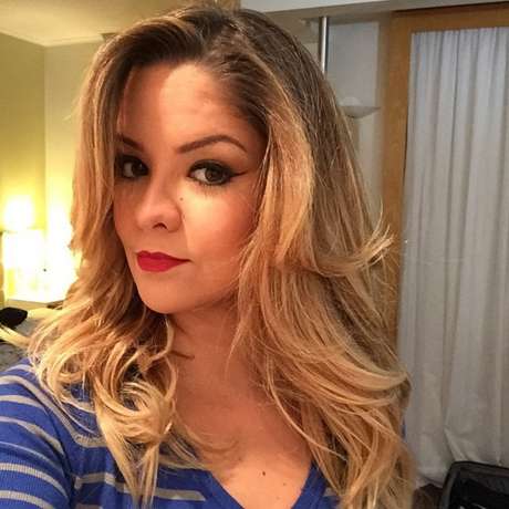 O sucesso da bela está intimamente ligado à Rodolfo, seu marido. Os dois se conheceram na faculdade e começaram a namorar em 2009. Casados desde 2012, a dupla afirma que a sintonia entre eles só melhorou desde então O sucesso da bela está intimamente ligado à Rodolfo, seu marido. Os dois se conheceram na faculdade e começaram a namorar em 2009. Casados desde 2012, a dupla afirma que a sintonia entre eles só melhorou desde então