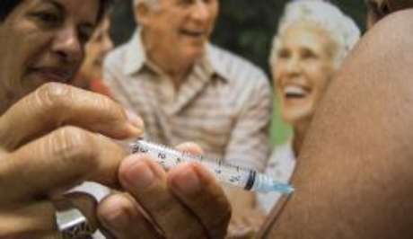 Cada Estado definiu seu pblico-alvo para antecipar a vacinao contra o H1N1 
