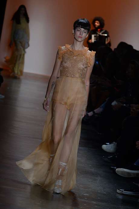 Desfile Helo Rocha Desfile Helo Rocha
