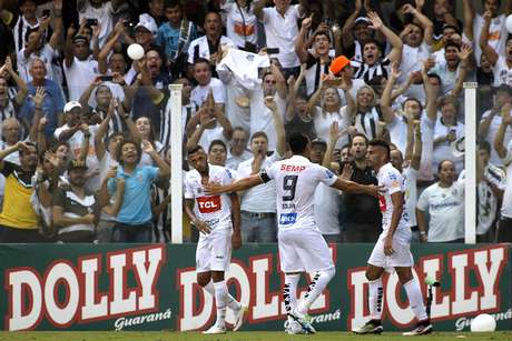 Ricardo Oliveira mais uma vez foi decisivo para o Santos