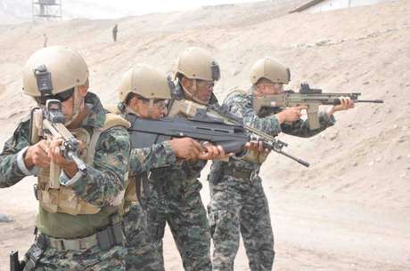 VER FOTO COMANDO MILITAR PERU ver foto comando militar peru: