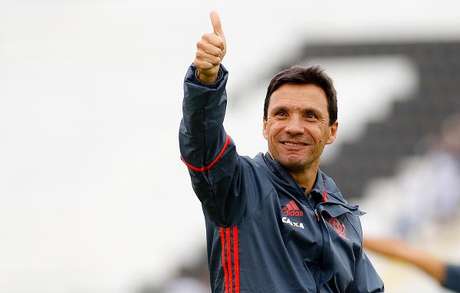 Zé Ricardo elogia estreia da nova zaga do Flamengo: Acima do que esperava