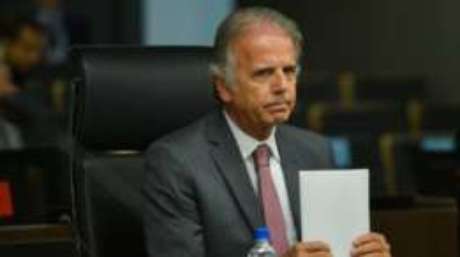 José Múcio Monteiro listou 24 possíveis irregularidades