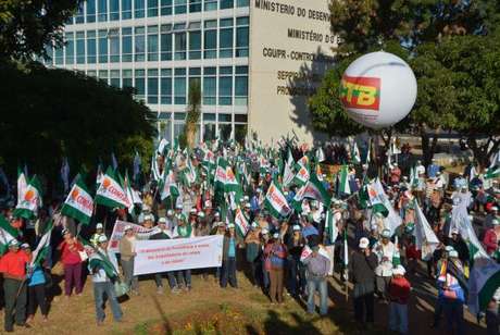 Brasília - A Contag informa que esse é o início de uma grande mobilização prevista para ocorrer nos 27 estados da Federação