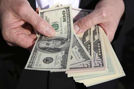 Istockphoto Precio del dólar