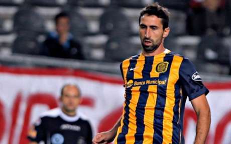 Donatti em ação pelo Rosario (Foto: Reprodução)
Donatti em ação pelo Rosario (Foto: Reprodução)