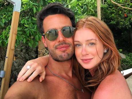 Marina Ruy Barbosa e Xandinho Negrão ficaram noivos durante viagem para a Tailândia