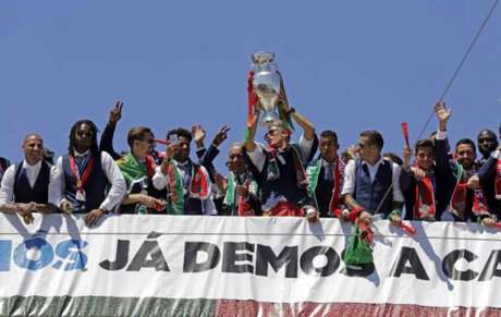 AFP / LANCE! Festa Seleção Portuguesa (foto:AFP)